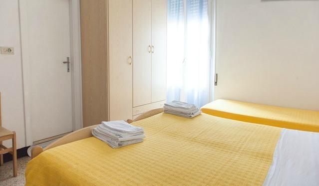 Hotel Ronconi Rimini Szoba fotó