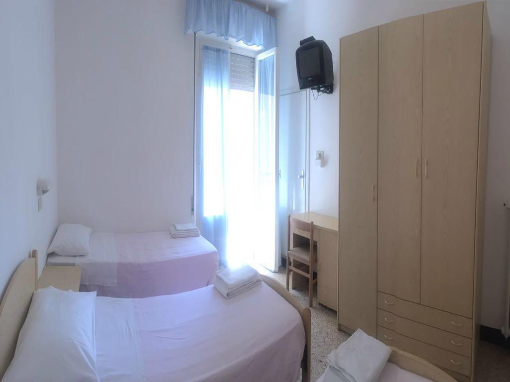 Hotel Ronconi Rimini Kültér fotó